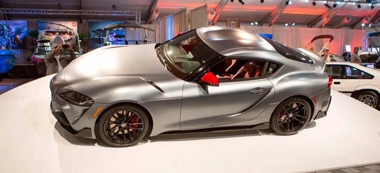 Первую Toyota Supra нового поколения оценили в 10 Lamborghini Huracan