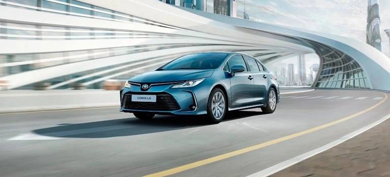 Toyota объявила российские цены на новую Corolla