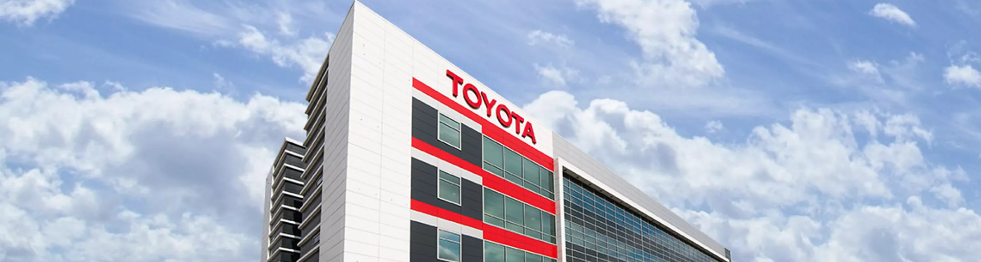 Изображение на странице TOYOTA ПОДВЕЛА ИТОГИ ПРОДАЖ В РОССИИ ЗА 2021 ГОД Тойота Центр Нижний Новгород Восток